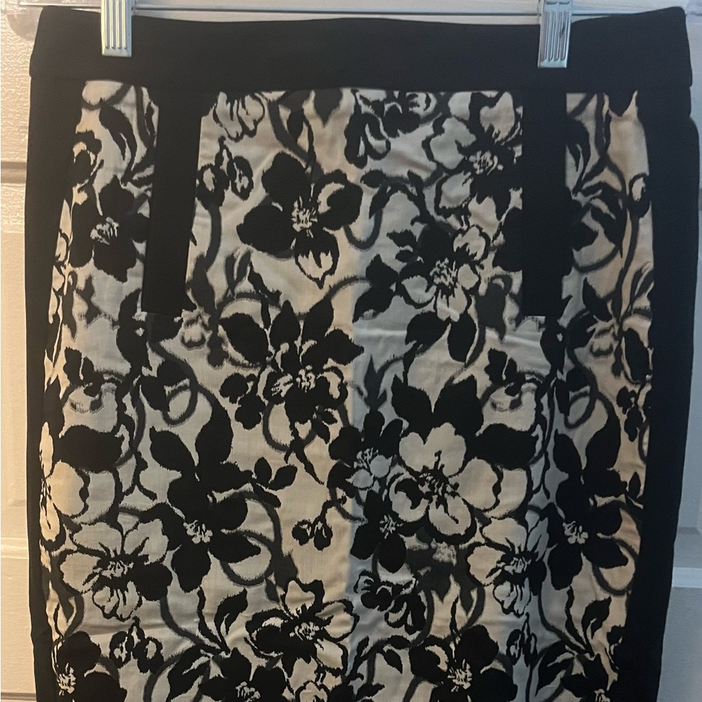 Cue black and white mid-calf pencil skirt